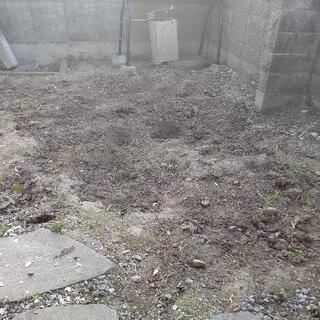 取りに来られる方 庭土 砂利混じり 埋戻し用に差し上げます 