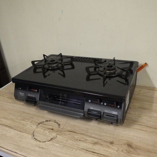 美品 2017年製　リンナイ　ガステーブル　VHM64BK2R　プロパンガス(LPガス) Rinnai　グリル付ガステーブル　水無し片面焼　2口 　ガスコンロ　据え置き　Siセンサー 右強火力