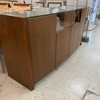 【愛品館 江戸川店】ガラストップ リビングボード　サイドボード　ID:157-007781-007　配送可　代引き配送可の画像