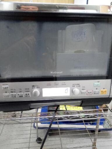 スチームオーブン電子レンジ別館倉庫浦添市安波茶2-8-6に置いてます