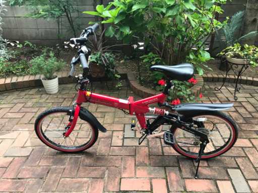 コンパクトになる綺麗な折りたたみ自転車