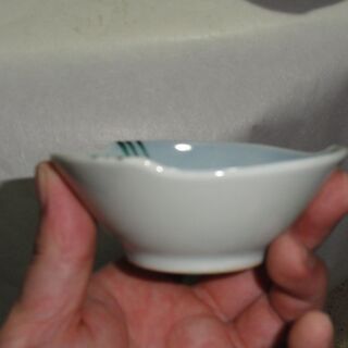 小鉢　６個　直径約10㎝　高さ約4㎝の画像