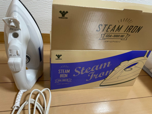 スチームアイロン¥1,000