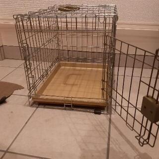 ペットを守る ☆ 鉄製ペットケージ　/ カゴ / ケージ　[調布市内お引き取り専用]の画像