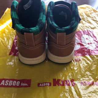 アスビー　スニーカーの画像