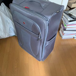 スーツケースの画像