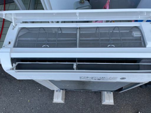 HITACHI ルームエアコン(2.2kw) 6畳用　標準取付工事込み　リサイクルショップ宮崎屋　21.６.15   y