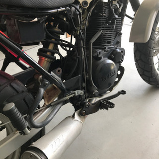ヤマハ　TW 225の画像