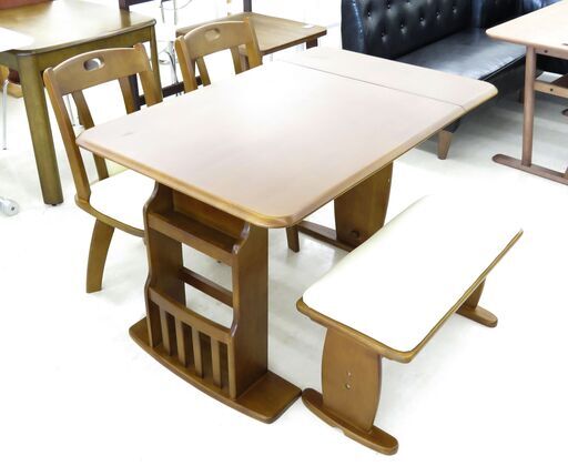 北海道/千歳市 ダイニングセット 4人掛け 伸長式テーブル ベンチ 回転機能付きチェア マガジンラック付き ブラウン×ホワイト 近郊配送/店頭でのお受渡し大歓迎