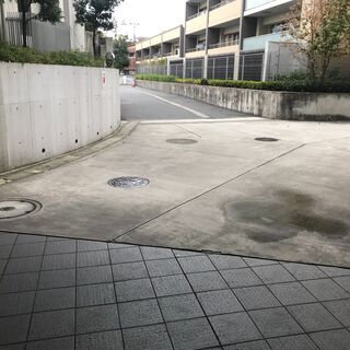 ☆仲介手数料0円！☆月極駐車場☆川崎市高津区☆梶が谷☆1.1万円～☆ - 川崎市