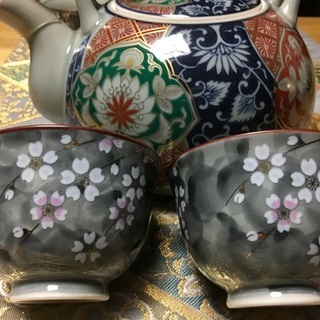 【緑京窯　金彩　土瓶】&【瑞兆　湯呑み】の画像