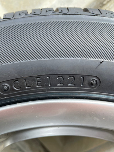 新品タイヤ(未使用)４本セット