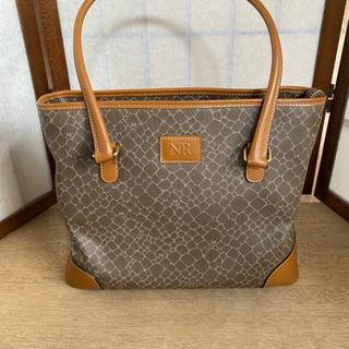 NINARICCI　ニナリッチ　キリン　ジラフ　ハンドバッグ　レ...