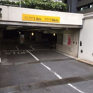 ☆仲介手数料0円！☆月極駐車場☆千代田区一ツ橋☆竹橋☆4.95万円～☆の画像