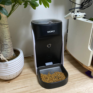 ペットの自動給餌器、(WI-FI環境での動作未確認)