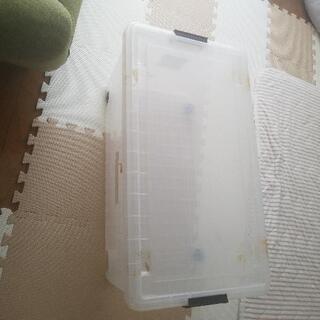 衣装ケース