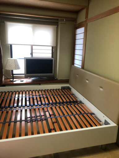 キングサイズ　高級ベットフレーム