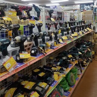 中古インパクトドライバー高価買取中！　【ハンズクラフト下関店】
