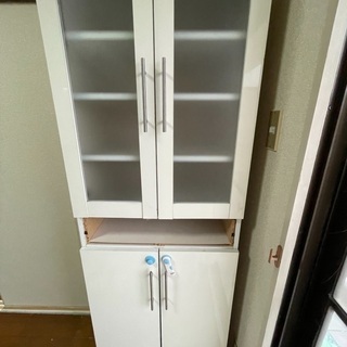 ニトリの食器棚