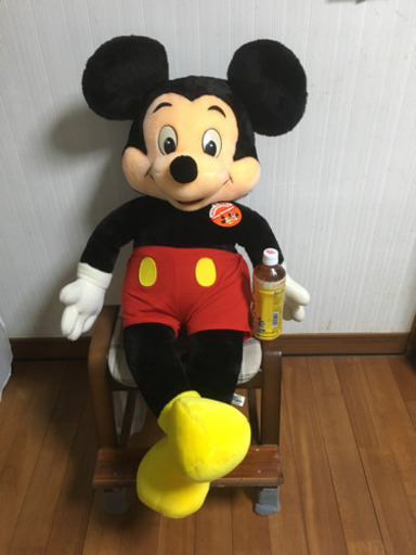 ミッキーマウスの大型ぬいぐるみ。値下げしました。商談中