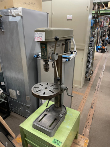 １３ｍｍ　卓上ボール盤　　日立