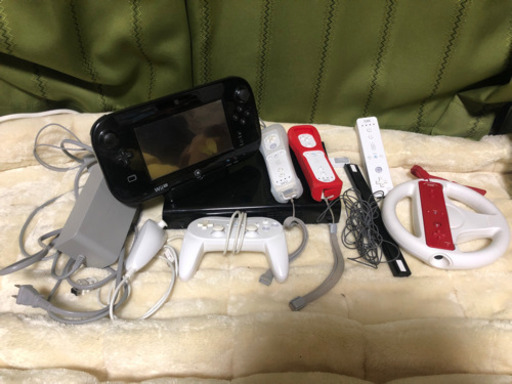 Wiiuソフト7本　コントローラーたくさん！