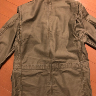 BEAMS ミリタリージャケット　カーキＬの画像