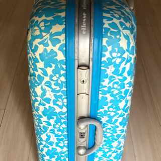 再々値下！エレッセ ellesse スーツケース 大の画像