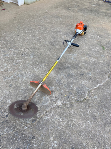 スチール草刈り機お引き取り限定品