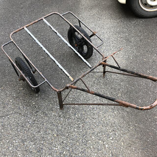 オーダーメイドのリヤカーの画像