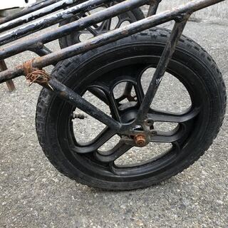 オーダーメイドのリヤカーの画像