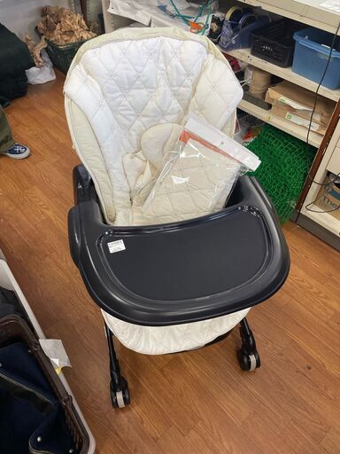 コンビ　電動スイングラック　フェアレットATラグジュア