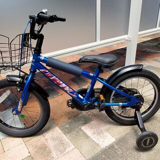 子供用自転車　16インチ　補助輪付き