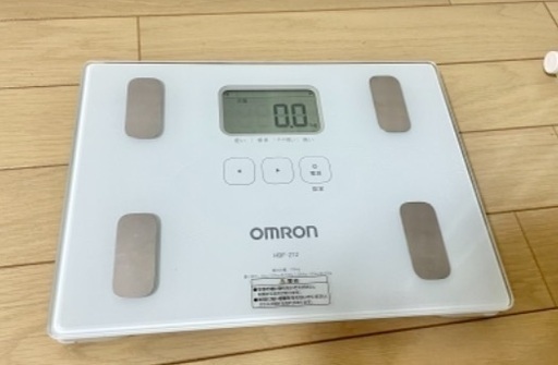 オムロン 体重体組成計　HBF-212