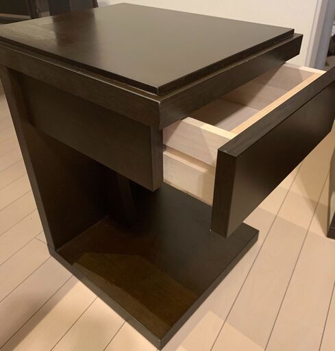 フランスベッド社 ナイトテーブル2台 (ベッドサイドテーブル・引出し付き・日本製・ブラウン)