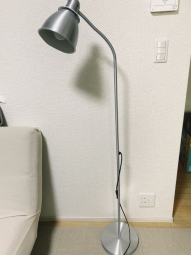 IKEA 電気スタンド