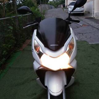 ホンダPCX　１２５CC　⁂　値下げ　１０万円です　⁂　原付バイ...