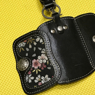 中古 デグナー 花山 京桜 4連キーケース さくら ブラック  KAZANの画像