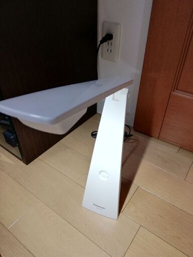 美品　パナソニック　ライトスタンド　手渡し