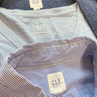 メンズ　GAP 3点　Tシャツ　Yシャツ　カーディガンの画像
