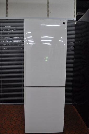 ID 972101  シャープ　271L　2017年製　SJ-PD27C-W