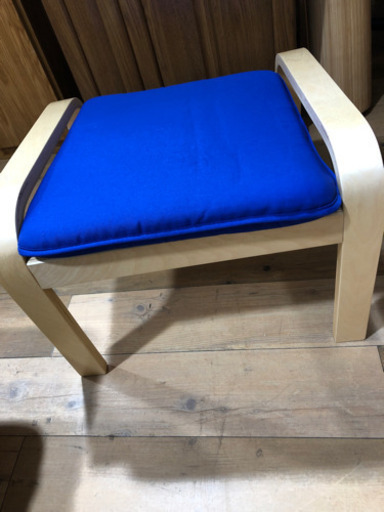 【再入荷‼︎】未使用品　足置き付　チェア　リラックス　人気商品　ブルー　座る　癒し　オススメ　お買得‼︎