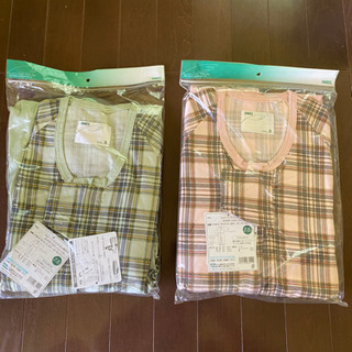 女性用入院着　介護　Sサイズ2着と折り畳みできる杖