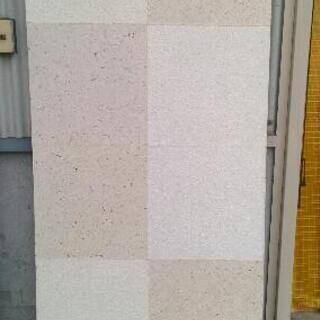 【取引中】和紙壁紙貼り済み　ベニヤ板　3枚まとめての画像