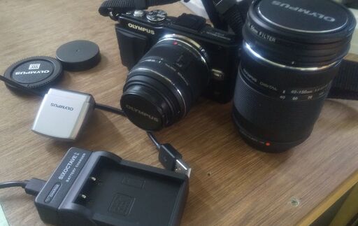 OLYMPUS　ミラーレス一眼