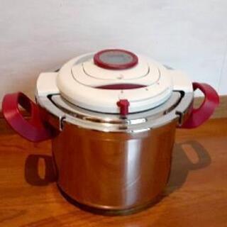 取引中:ほぼ使用なし。圧力鍋