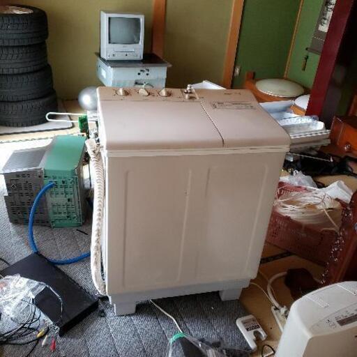 二層式洗濯機です