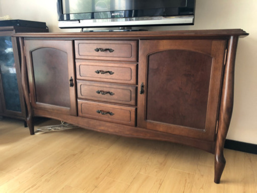 マルニ　アンティーク　棚