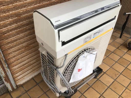 日立白くまくん　ルームエアコン　4.0k  14畳前後対応機種　配管2m  付き　取り付け相談あり