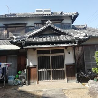 和歌山市古屋　市街地の古民家